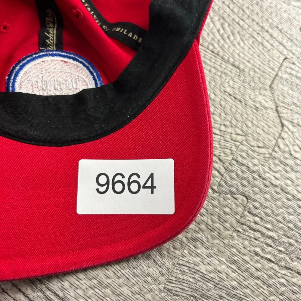 Vintage Mitchell and Ness Detroit Pistons Hat Cap Strap Back Adjustable Red Mens